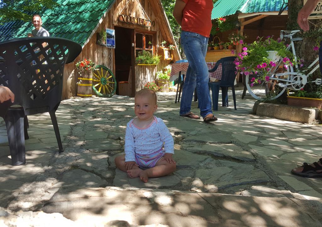 Kamp Vrbnica Plužine Exterior foto